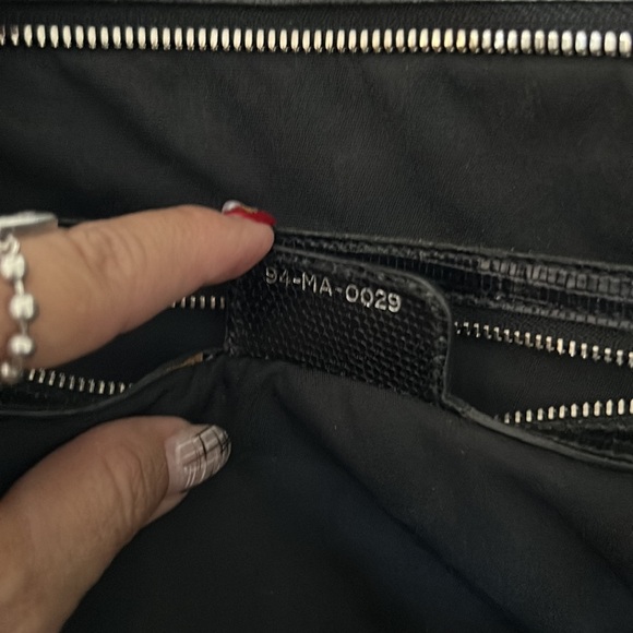 Christian Dior grommet bagPreloved has a few discoloration but not noticeable - Picture 6 of 9